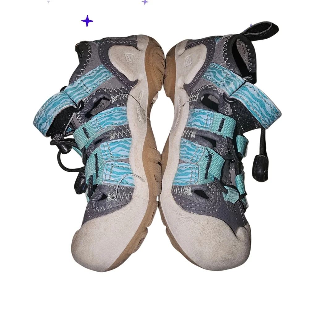 Keen Kids Aqua-Ready Closed-Toe Sandals in Teal and Gray
